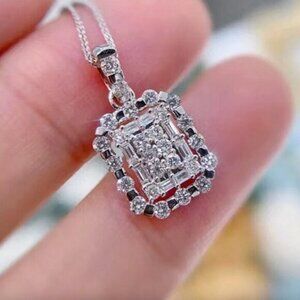 NEW 18k White Gold Diamond Necklace